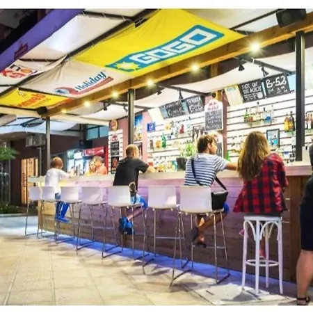 Privite Admiral Plaza Slantschew brjag