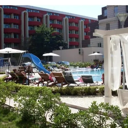 Privates Admiral Plaza ساني بيتش