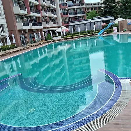 Privates Admiral Plaza Apartmán